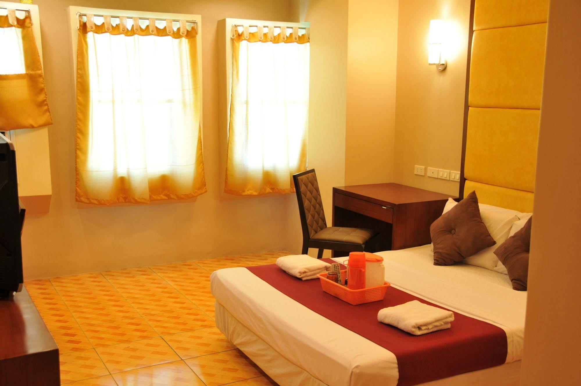 Ong Bun Pension House Iloilo City Kültér fotó